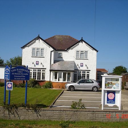 The Ramblers Hotel Trusthorpe Bagian luar foto