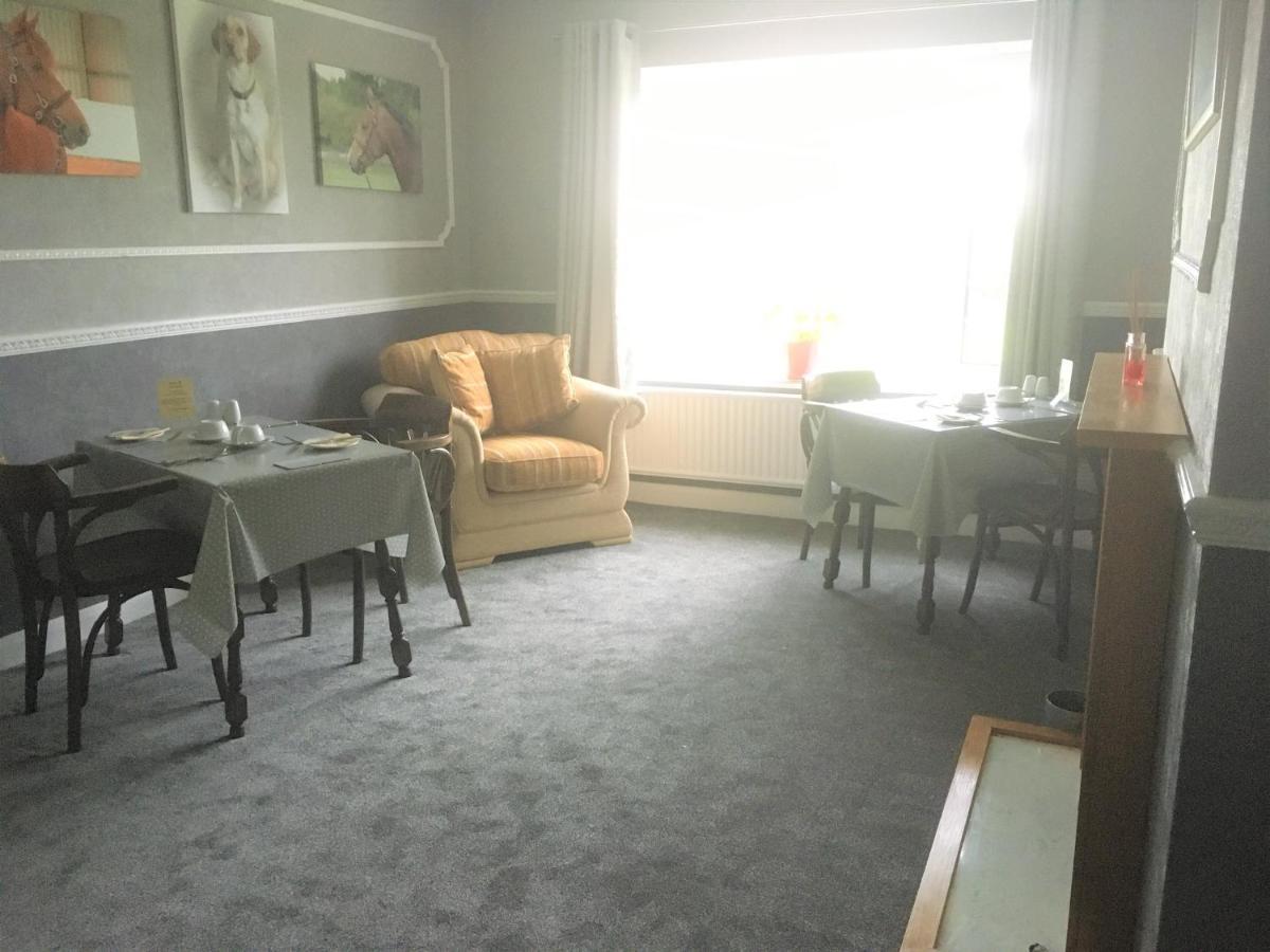 The Ramblers Hotel Trusthorpe Bagian luar foto