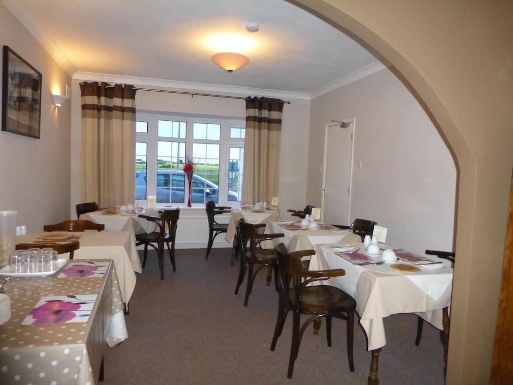 The Ramblers Hotel Trusthorpe Bagian luar foto